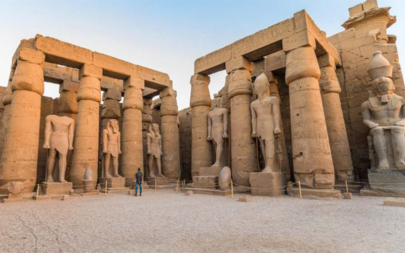 Day tour Luxor west and east